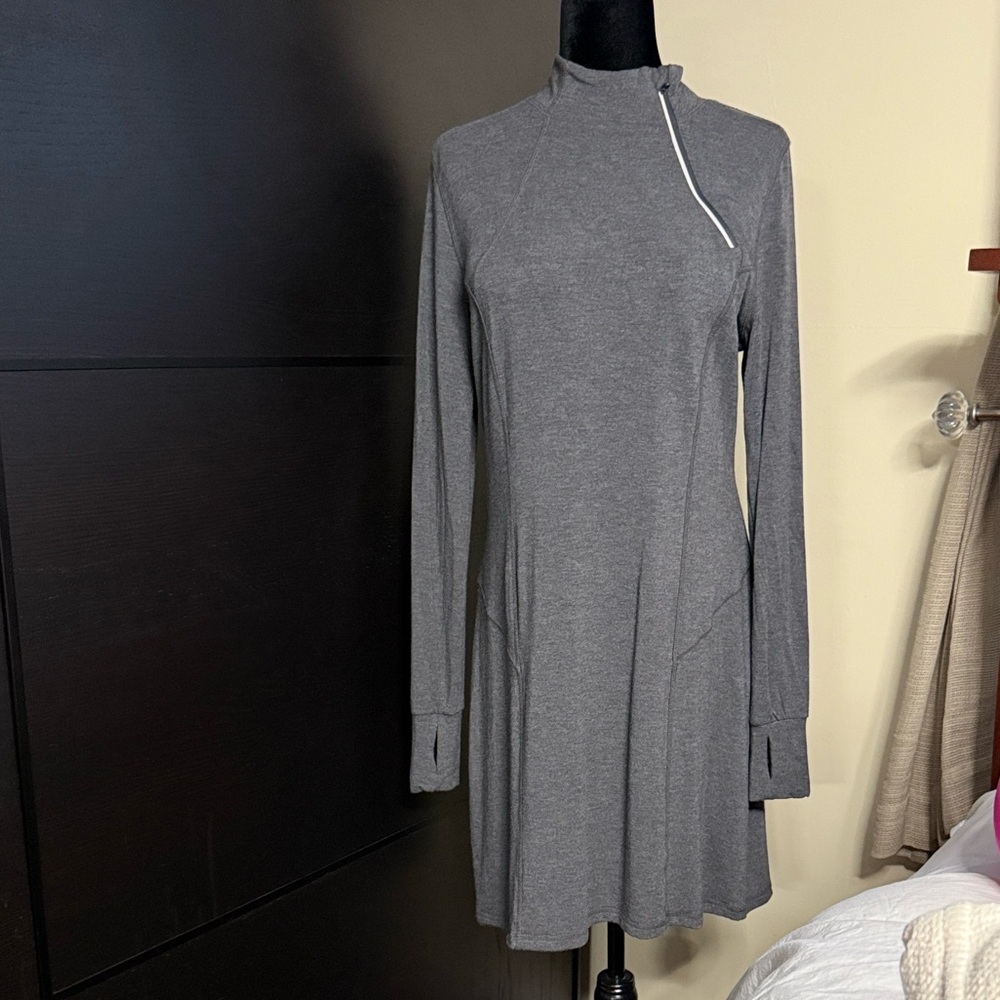 Telluride Clothing Company Gray Zip Dress
(Large)